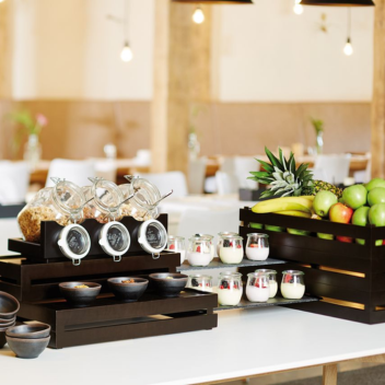 continental breakfast buffet