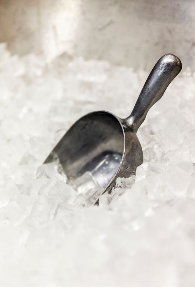 ice with scoop